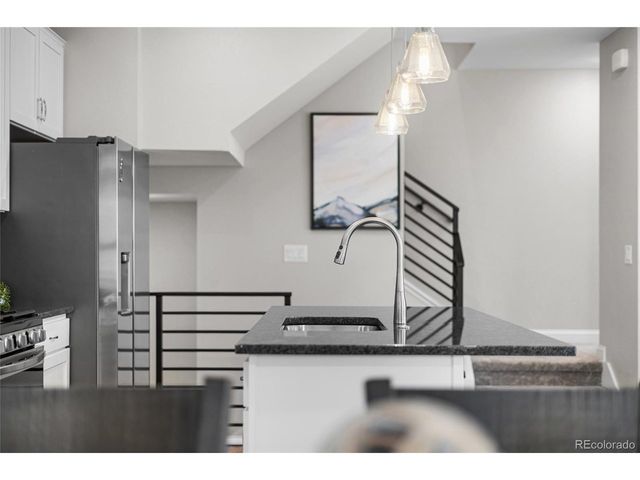 2014 S Holly St 4, Denver, CO 80222