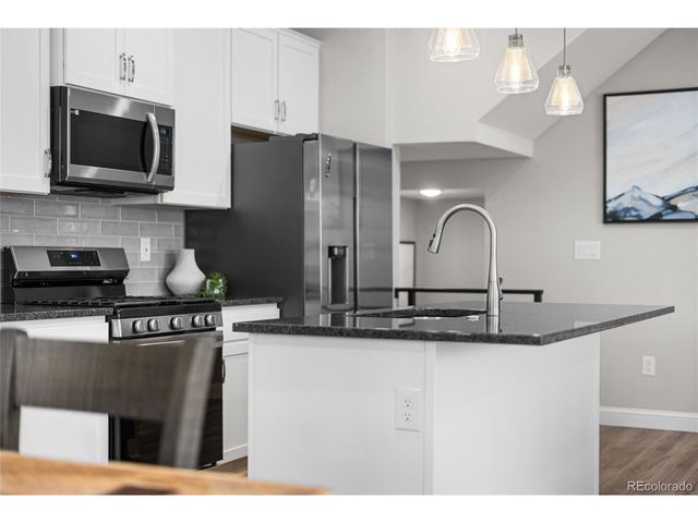 2014 S Holly St 4, Denver, CO 80222