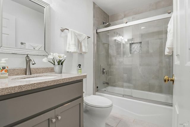 458 Bernice Ln, Sonoma, CA 95476