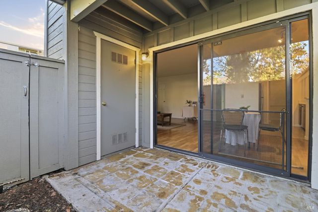 458 Bernice Ln, Sonoma, CA 95476