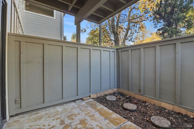 458 Bernice Ln, Sonoma, CA 95476