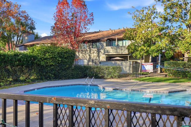 458 Bernice Ln, Sonoma, CA 95476