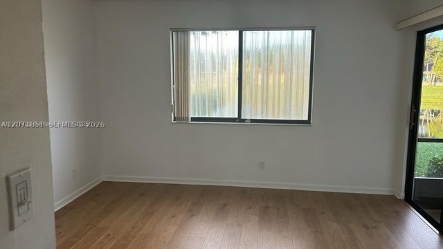 3 Finsbury Ln, Boynton Beach, FL 33426