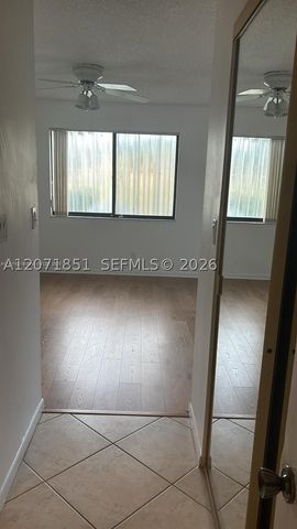 3 Finsbury Ln, Boynton Beach, FL 33426