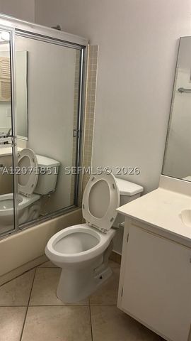 3 Finsbury Ln, Boynton Beach, FL 33426