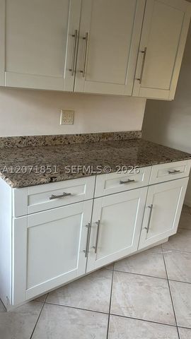 3 Finsbury Ln, Boynton Beach, FL 33426