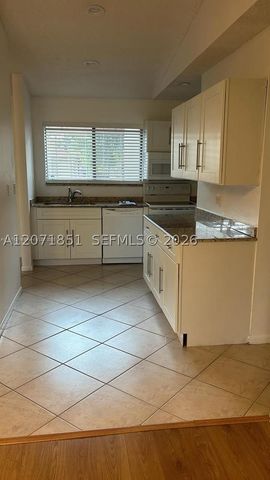 3 Finsbury Ln, Boynton Beach, FL 33426