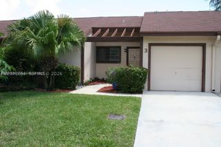 3 Finsbury Ln, Boynton Beach, FL 33426