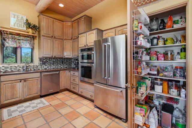 23 Monterey Road, Santa Fe, NM 87508
