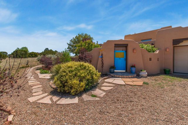 23 Monterey Road, Santa Fe, NM 87508