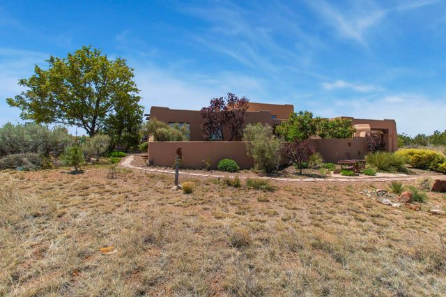 23 Monterey Road, Santa Fe, NM 87508