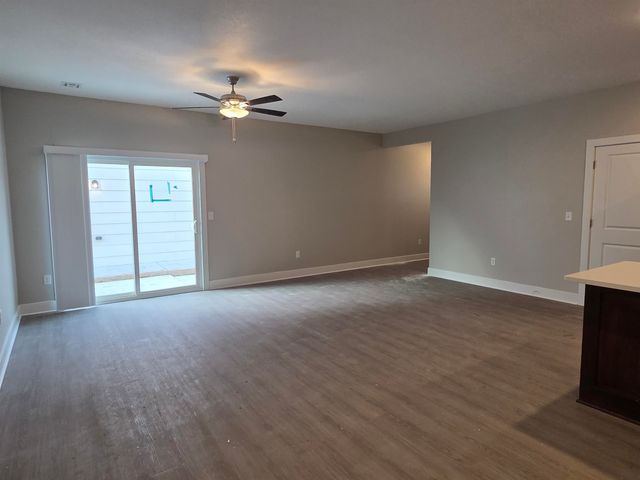 2449 S Wheatland Ct, Wichita, KS 67235