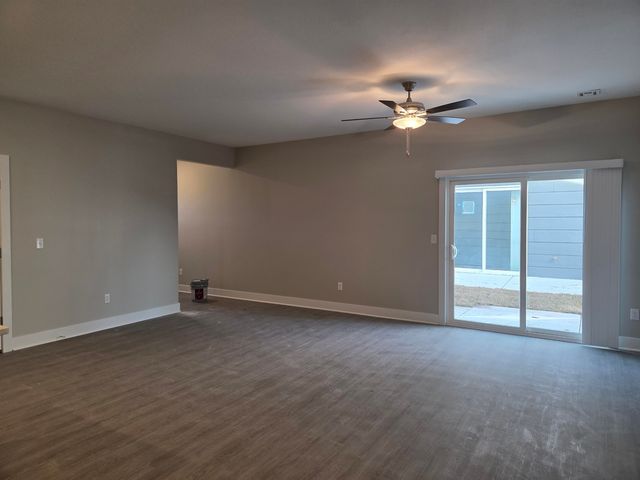 2449 S Wheatland Ct, Wichita, KS 67235