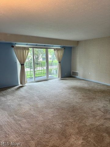 1900 King James Pky 202, Westlake, OH 44145