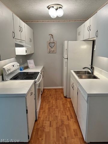 1900 King James Pky 202, Westlake, OH 44145
