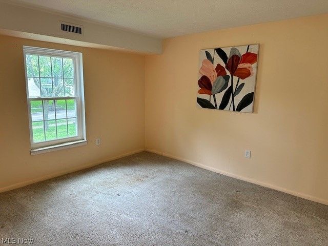 1900 King James Pky 202, Westlake, OH 44145