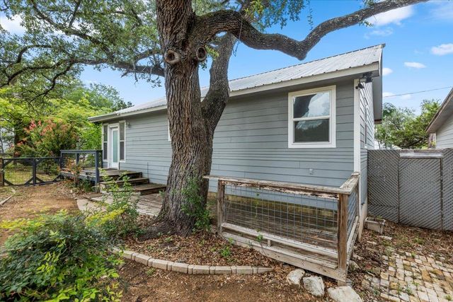 18000 Lafayette Park RD, Jonestown, TX 78645