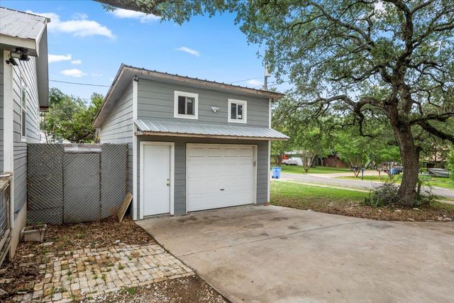 18000 Lafayette Park RD, Jonestown, TX 78645