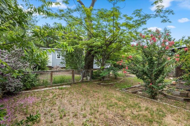 18000 Lafayette Park RD, Jonestown, TX 78645