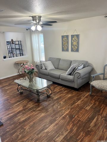 8019 Thicket Pass, San Antonio, TX 78254