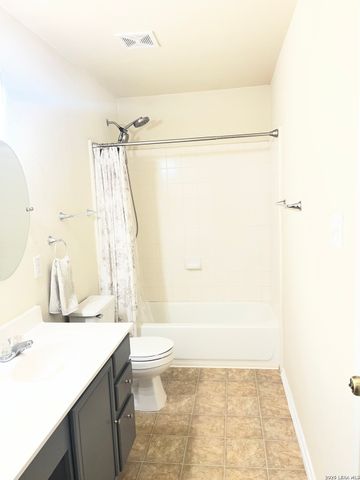 8019 Thicket Pass, San Antonio, TX 78254