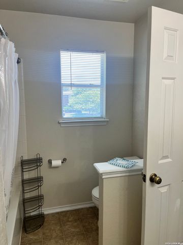 8019 Thicket Pass, San Antonio, TX 78254