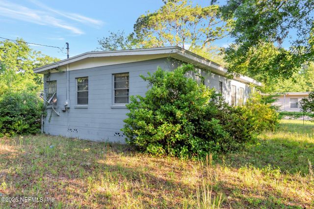 6109 STRAWFLOWER Place, Jacksonville, FL 32209