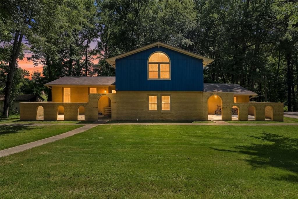 3806 Loganville Highway SW, Loganville, GA 30052