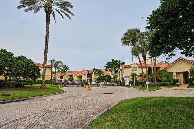 1259 SW 46th Avenue 1909, Pompano Beach, FL 33069