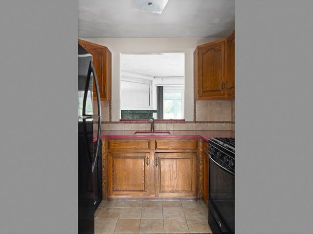 9 Caddy Rock Road A, North Kingstown, RI 02852