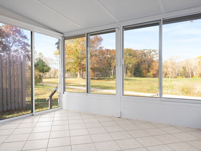 9 Caddy Rock Road A, North Kingstown, RI 02852