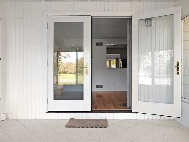 9 Caddy Rock Road A, North Kingstown, RI 02852