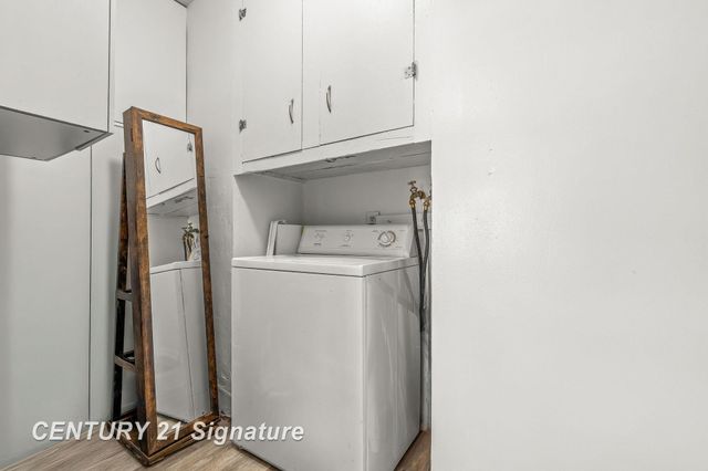 2115 Carolina Street, Midland, MI 48642