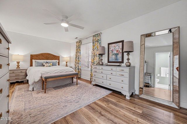 2 Vauxhall Place, Chapel Hill, NC 27517