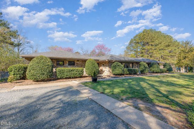 2 Vauxhall Place, Chapel Hill, NC 27517