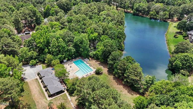 2 Vauxhall Place, Chapel Hill, NC 27517
