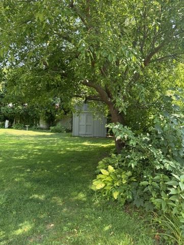 29 Shangri-La Lane, Middletown, RI 02842