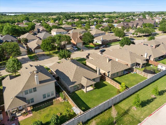 820 Austin Lane, Lavon, TX 75166