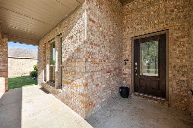 820 Austin Lane, Lavon, TX 75166