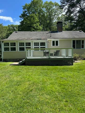 34 Strawberry Hill Street 1, Dover, MA 02030