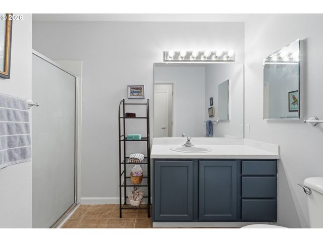 9008 Ne 54TH St D12, Vancouver, WA 98662