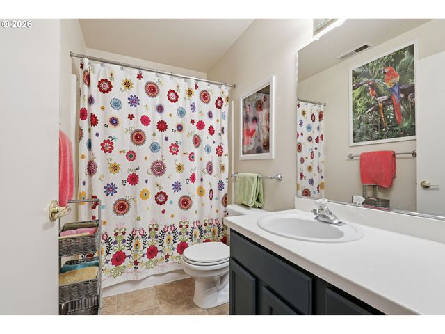 9008 Ne 54TH St D12, Vancouver, WA 98662