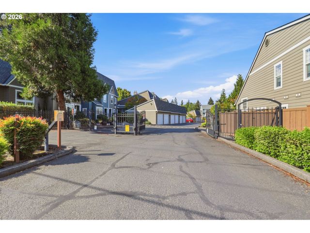 9008 Ne 54TH St D12, Vancouver, WA 98662