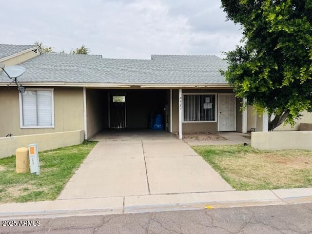 4044 E CARSON Road, Phoenix, AZ 85042