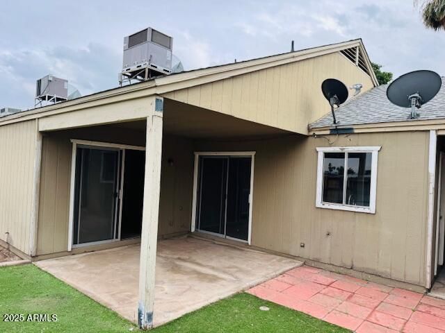 4044 E CARSON Road, Phoenix, AZ 85042