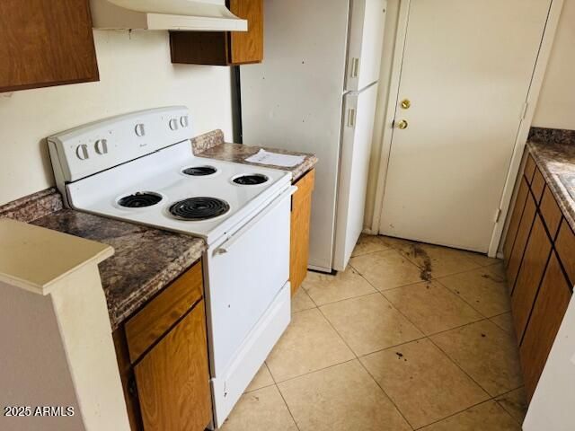 4044 E CARSON Road, Phoenix, AZ 85042