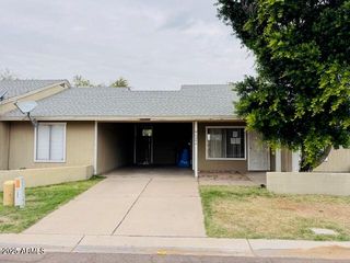4044 E CARSON Road, Phoenix, AZ 85042