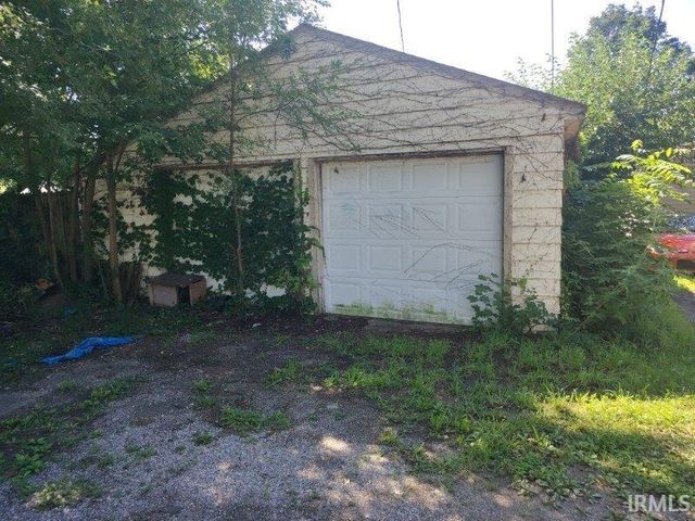132 Floyd Street, Elkhart, IN 46514