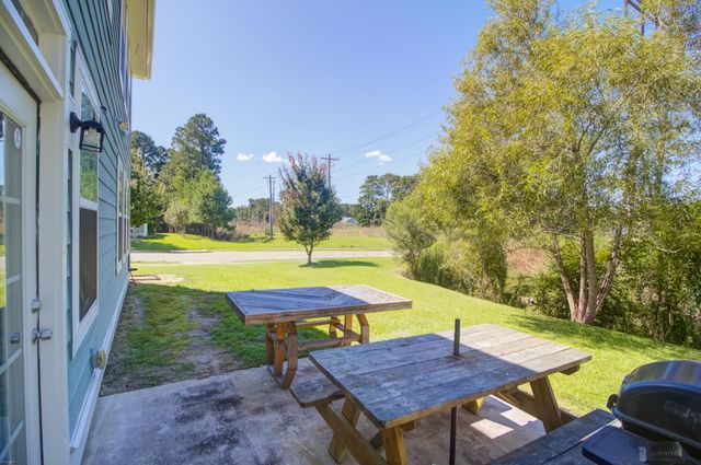 3900 Greico Road, North Charleston, SC 29420