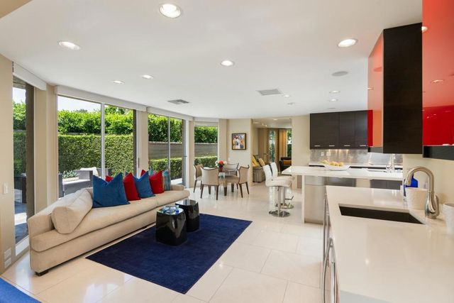 21 Mayfair Drive, Rancho Mirage, CA 92270